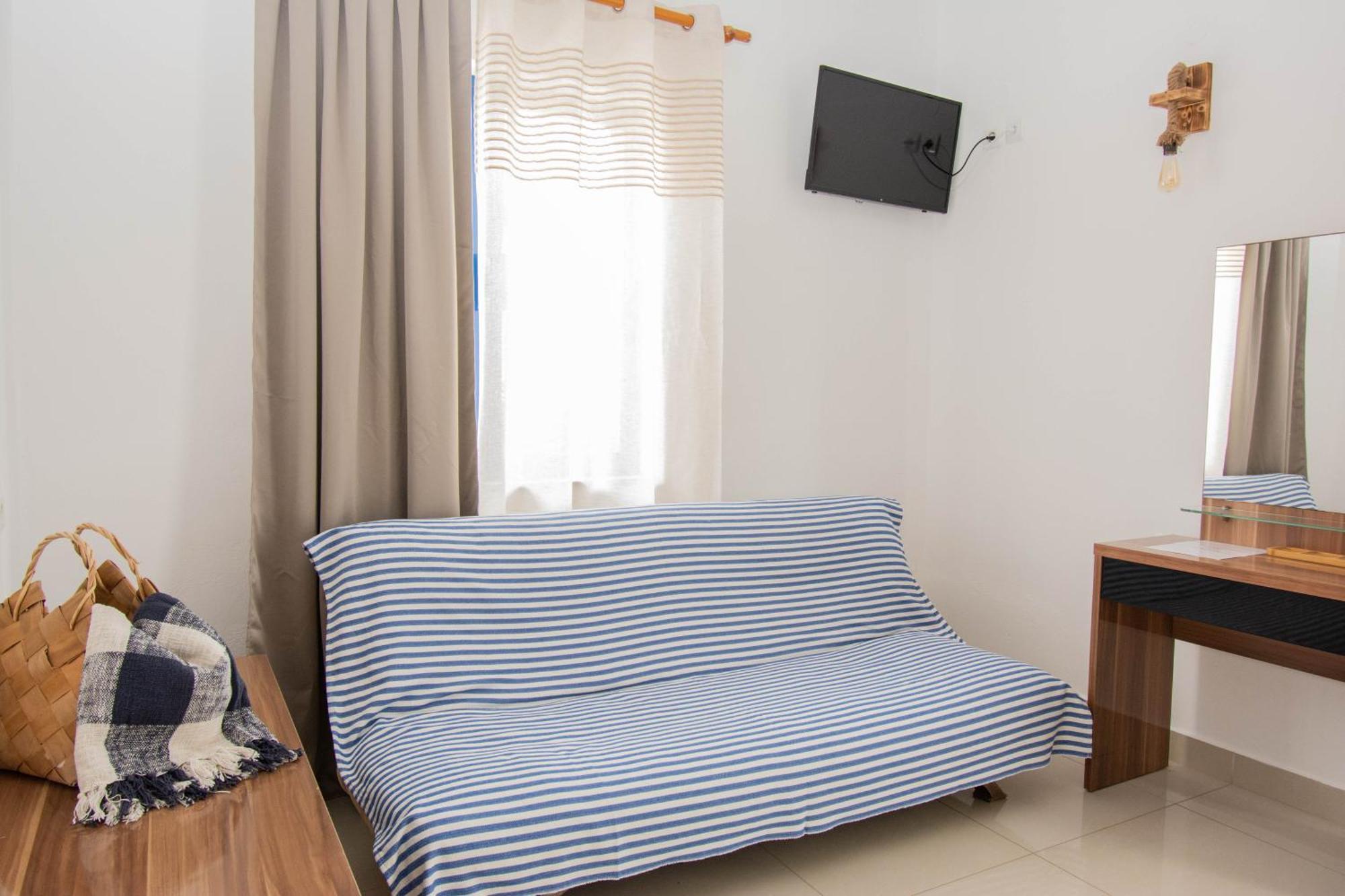 Ov Suites "By Checkin" خيرسونِسوس المظهر الخارجي الصورة